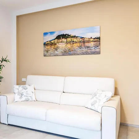 Appartement 2-Bed Apt With Stunning Lake Como Views & Terrace *