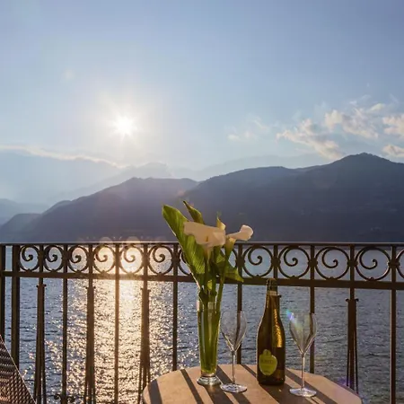 Appartement 2-Bed Apt With Stunning Lake Como Views & Terrace
